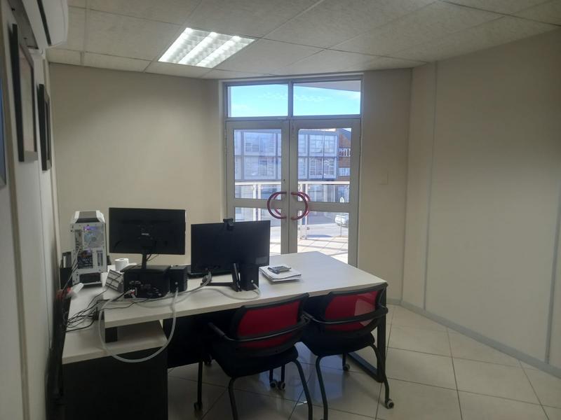 To Let commercial Property for Rent in Mill Park Eastern Cape